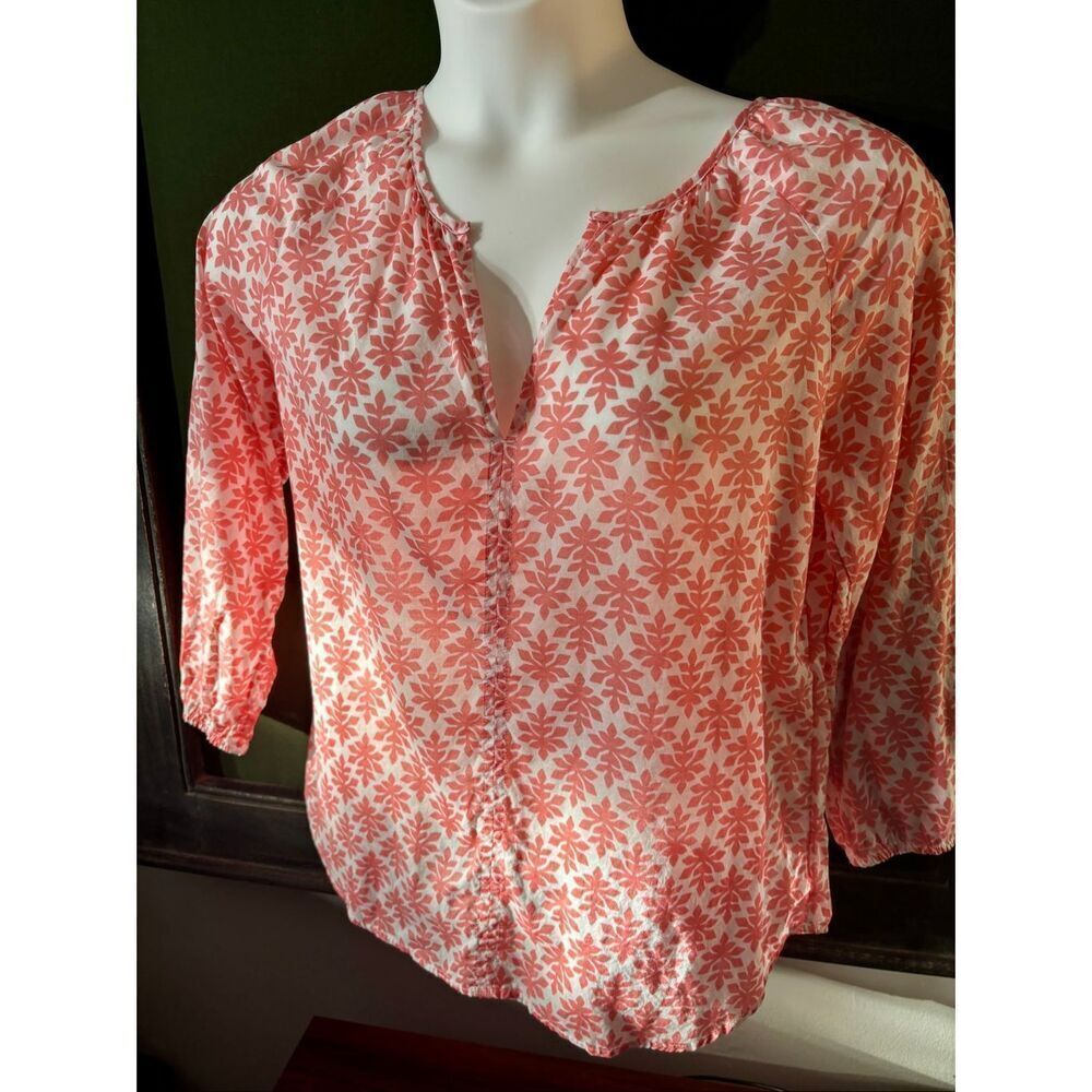 Gap Blouse Size Medium - 3 for $20 - B10